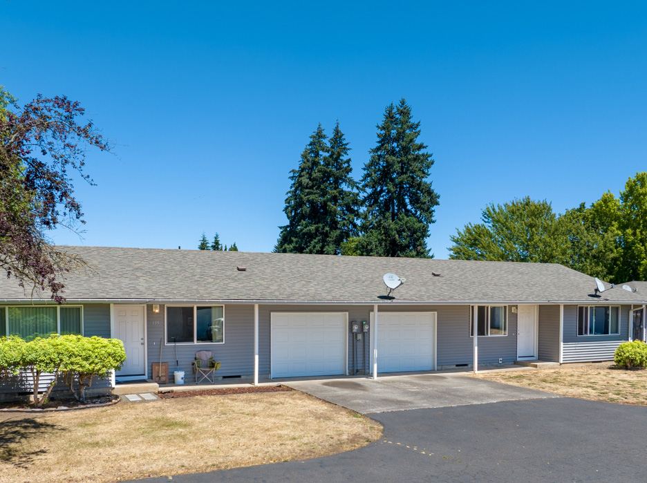 Duplex building with garages at Juniper Square